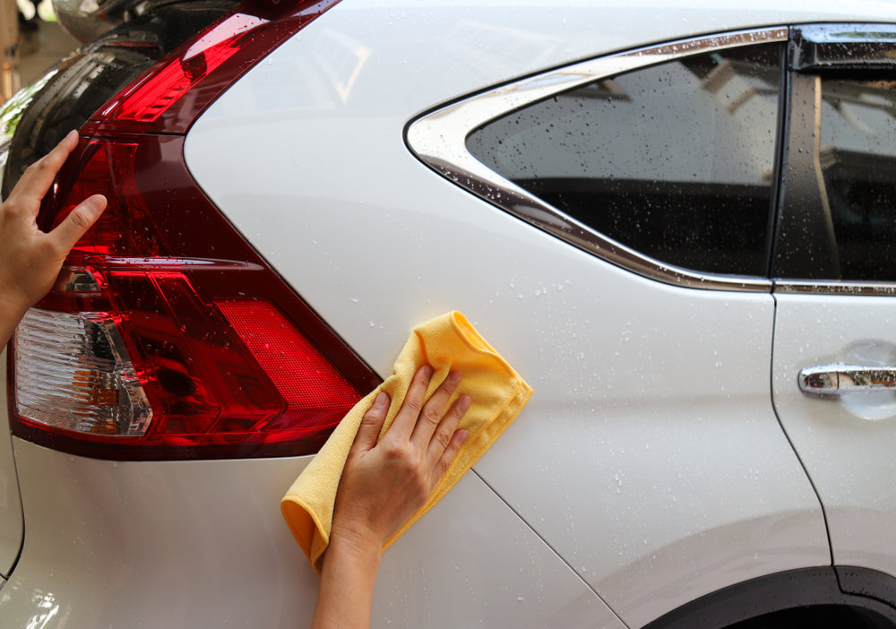 HOW TO PROPERLY DRY A CAR AFTER WASHING