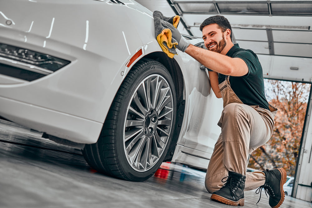 How Often Should I Wax My Car in the Fall: Ultimate Guide